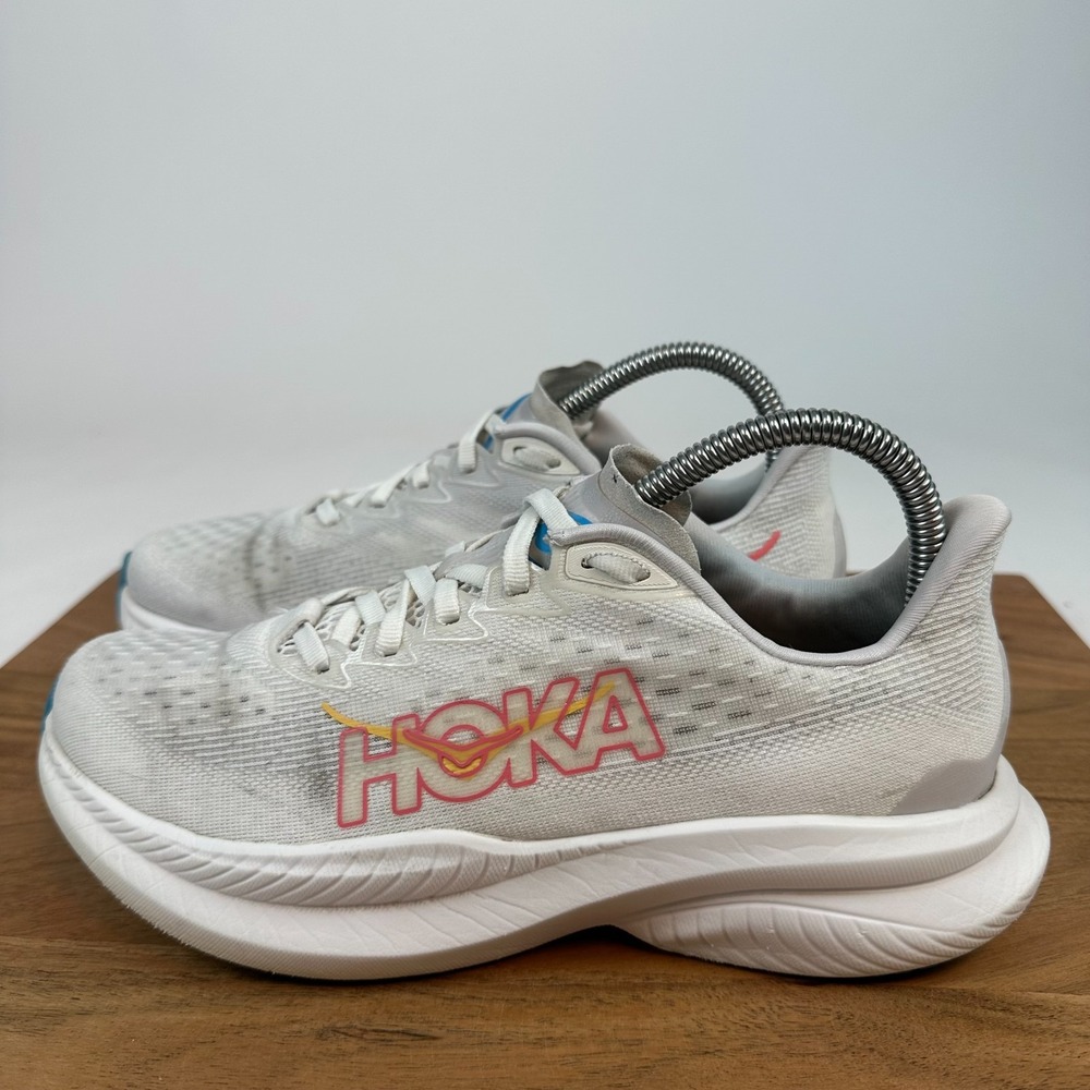 Hoka One One Womens Mach 6 Running Shoes Size‎ 7.5 B White Sneakers Shoes GUC - Picture 2 of 8